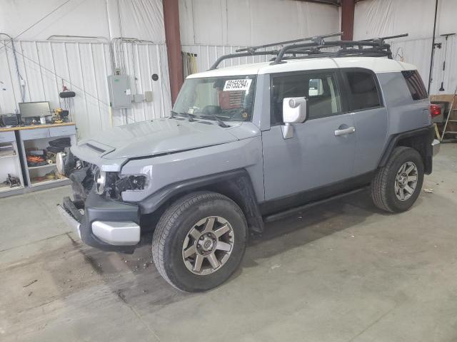  Salvage Toyota FJ Cruiser