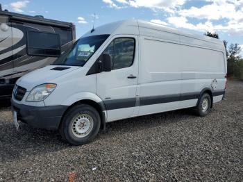  Salvage Mercedes-Benz Sprinter