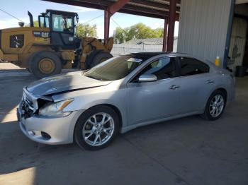  Salvage Nissan Maxima