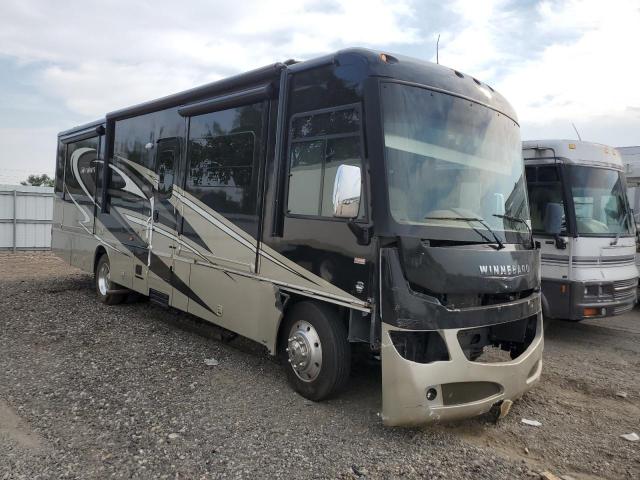  Salvage Winnebago Adventurer