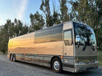 Salvage Prevost Bus