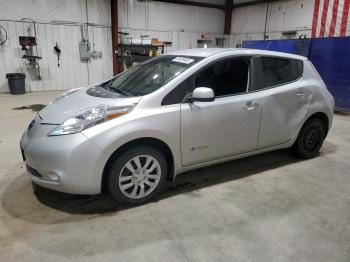  Salvage Nissan LEAF