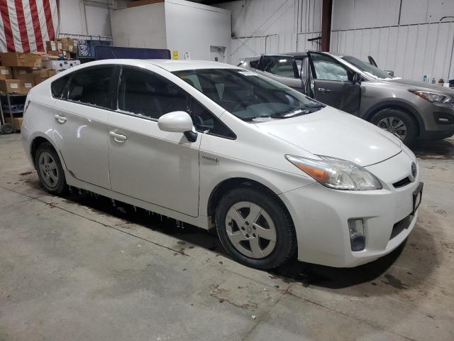 Toyota Prius Image 10