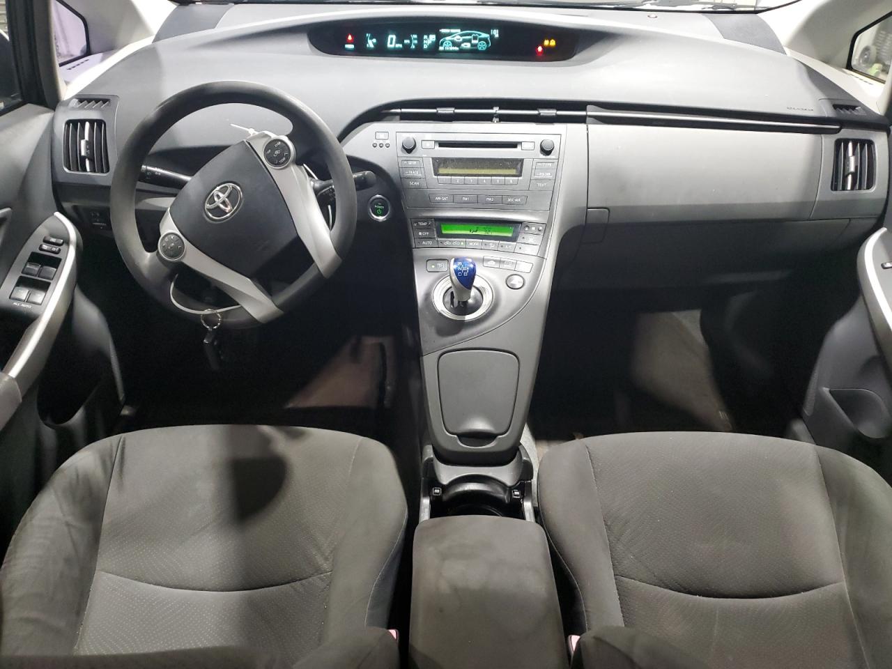 Toyota Prius Image 5