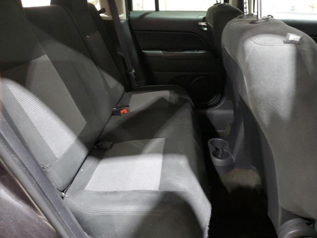 Jeep Patriot Latitude Image 12