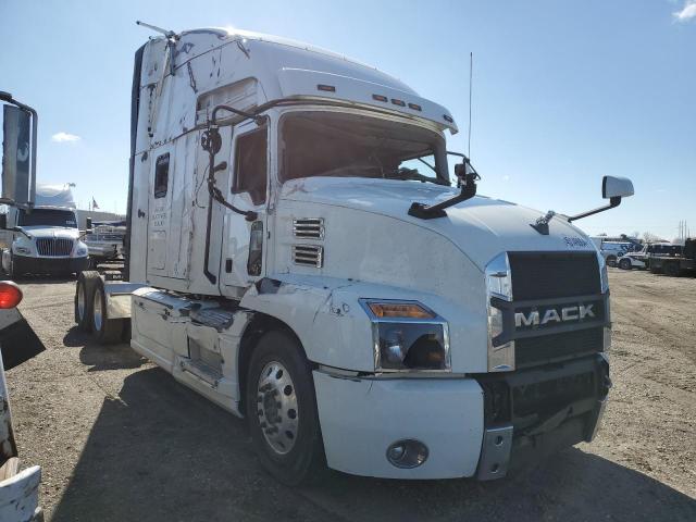  Salvage Mack Anthem