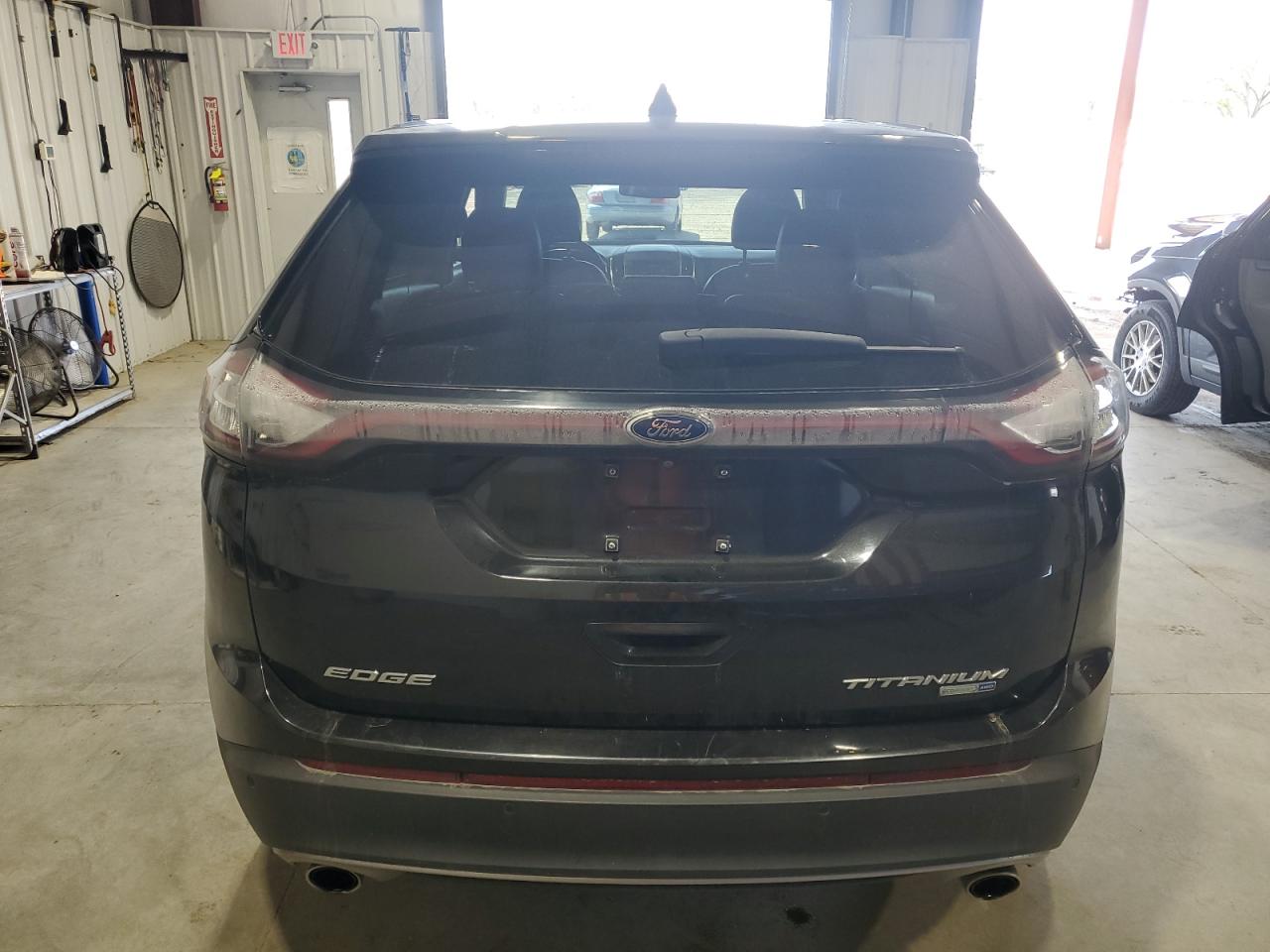 Ford Edge Titanium Image 4