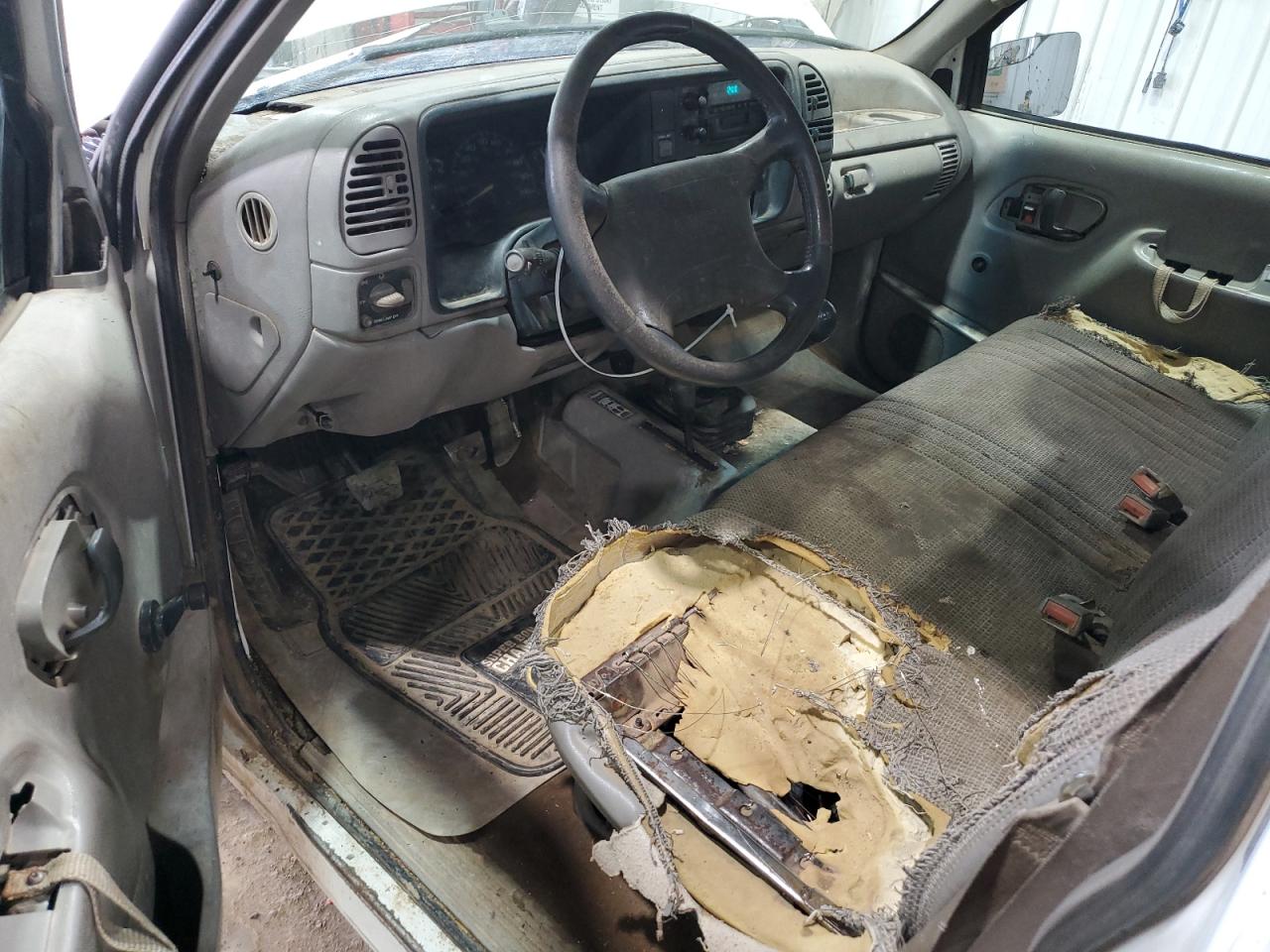 GMC Sierra K1500 Image 9