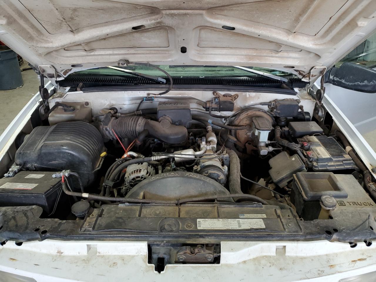 GMC Sierra K1500 Image 8