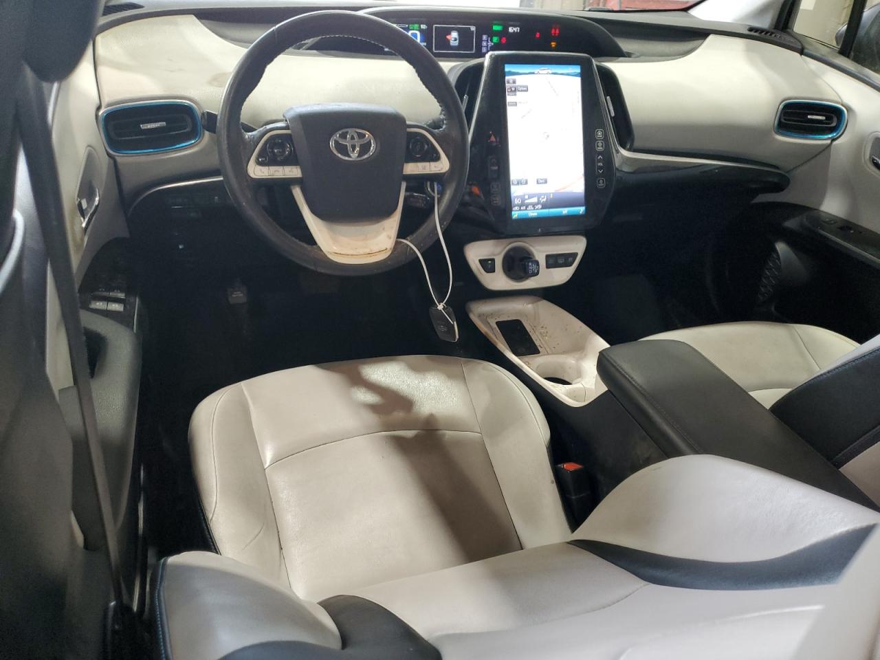 Toyota Prius Image 9