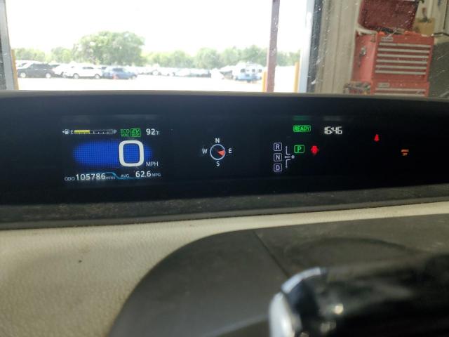 Toyota Prius Image 12