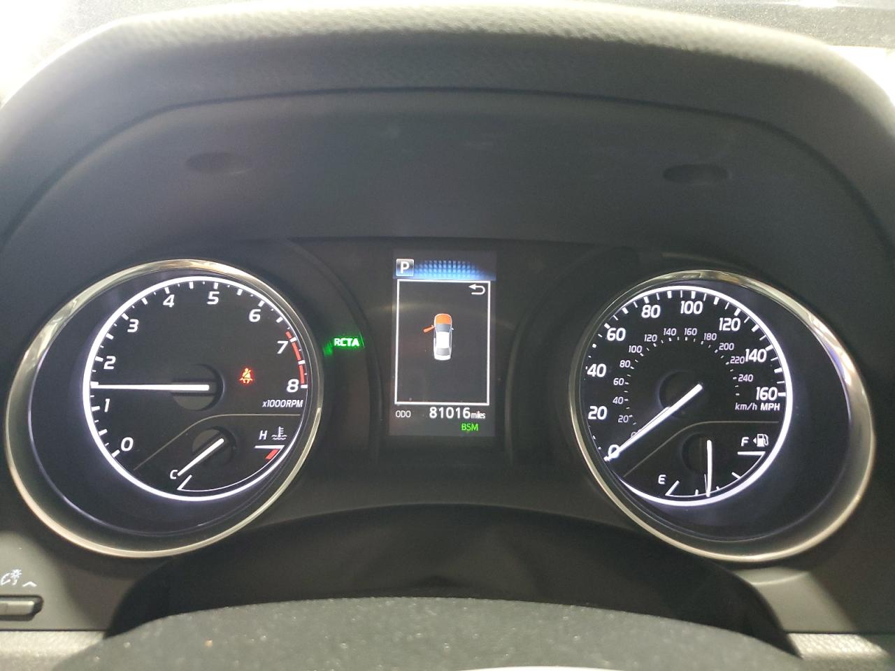 Toyota Camry L Image 9