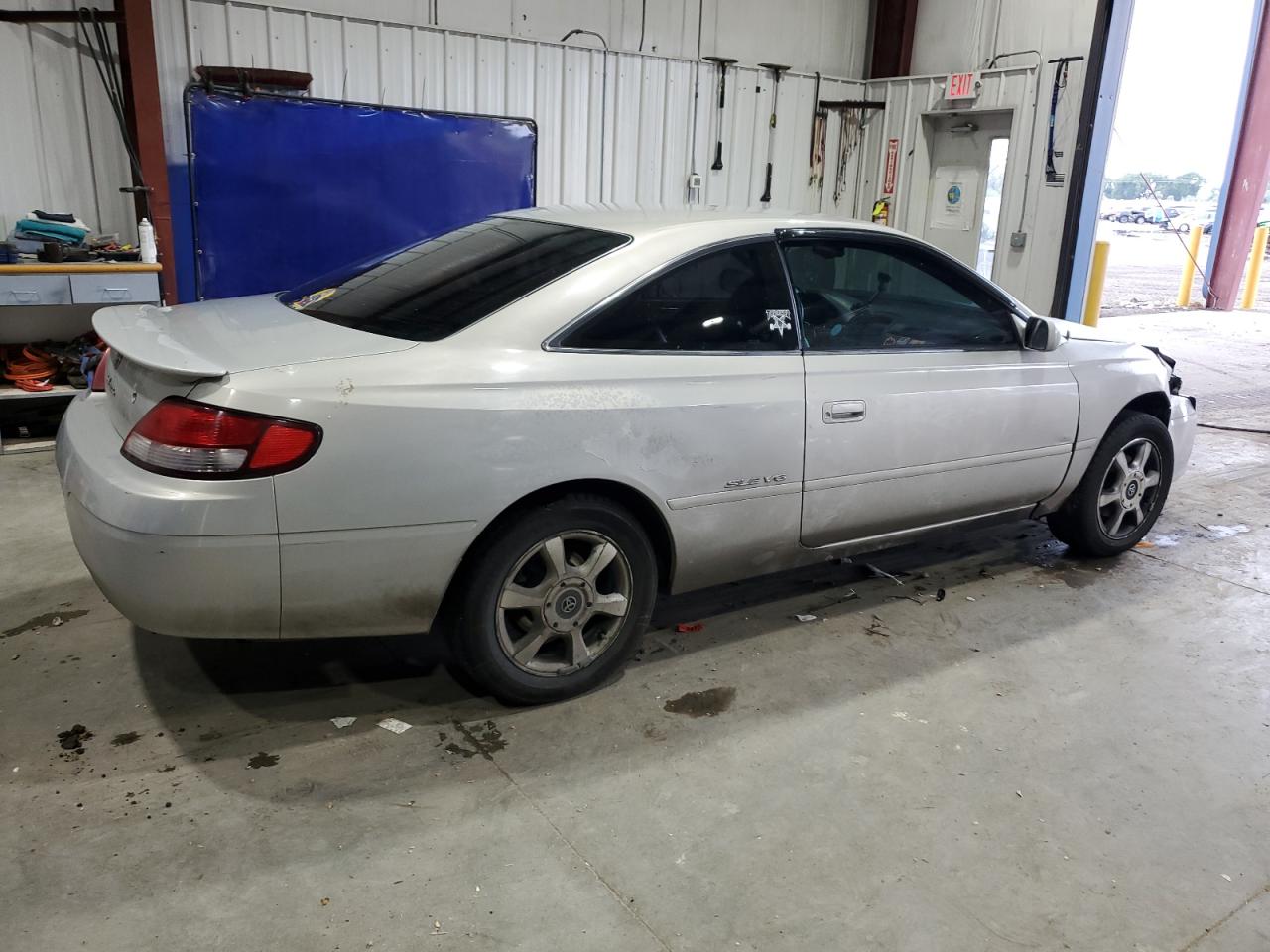 Toyota Camry Se Image 2