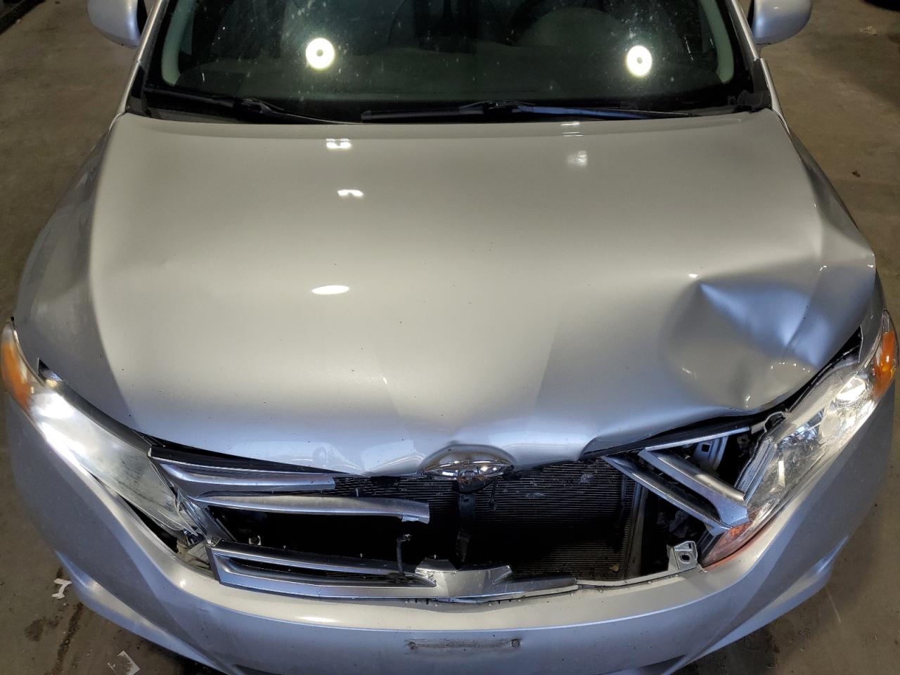 Toyota Venza Image 13