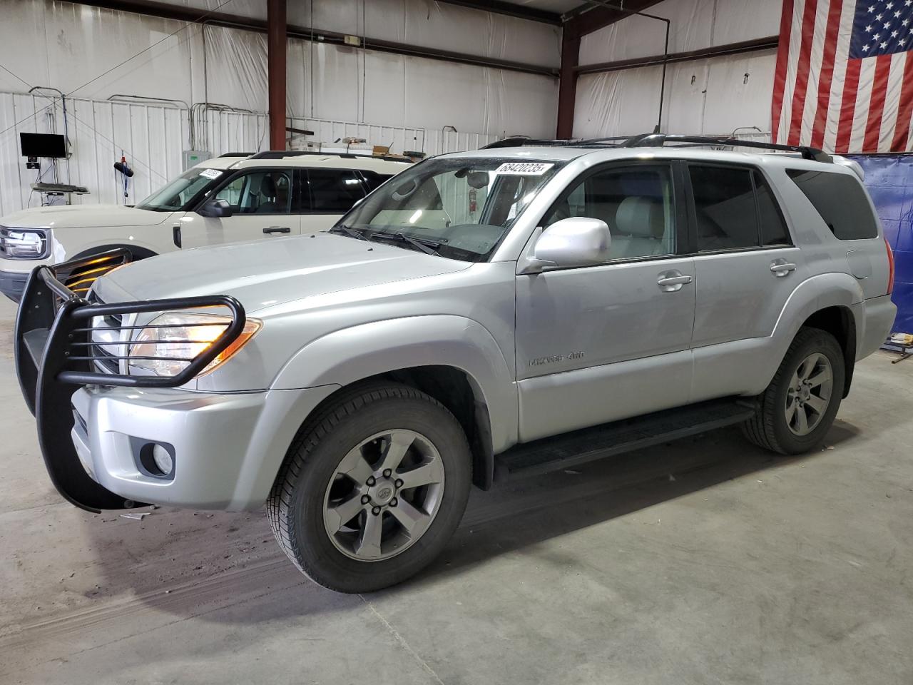 Toyota 4Runner Limited Image 1