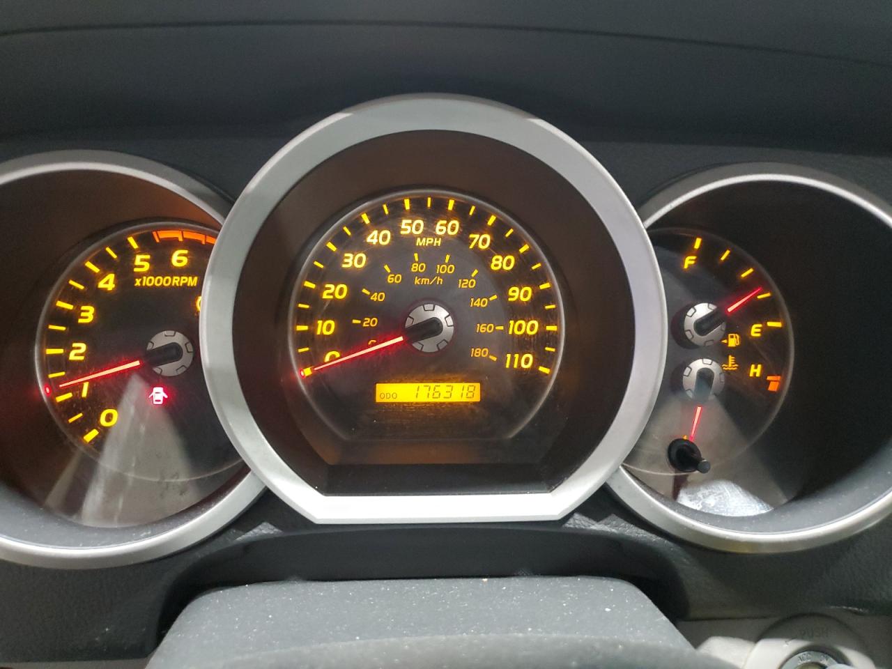 Toyota 4Runner Limited Image 7