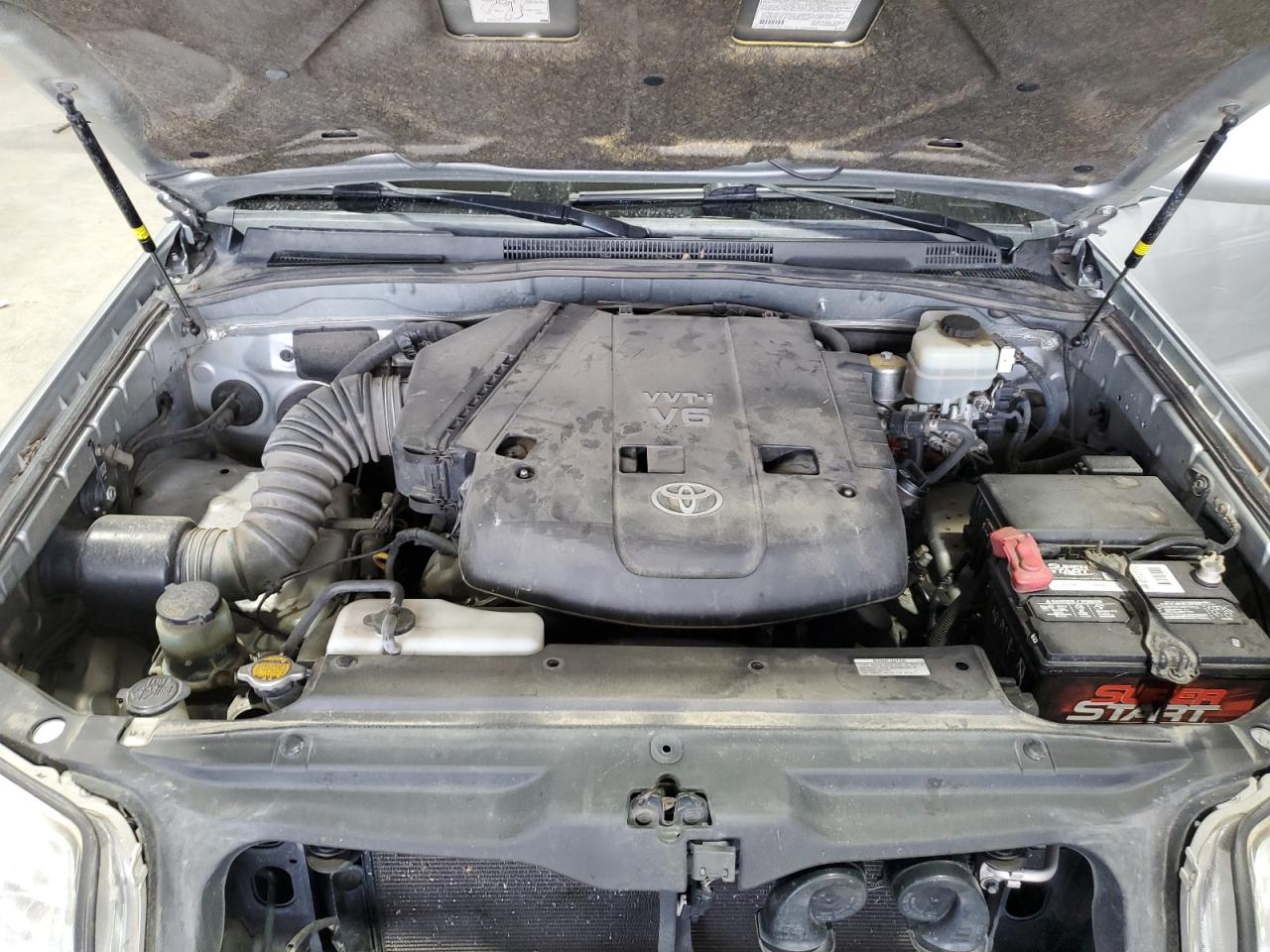 Toyota 4Runner Limited Image 11