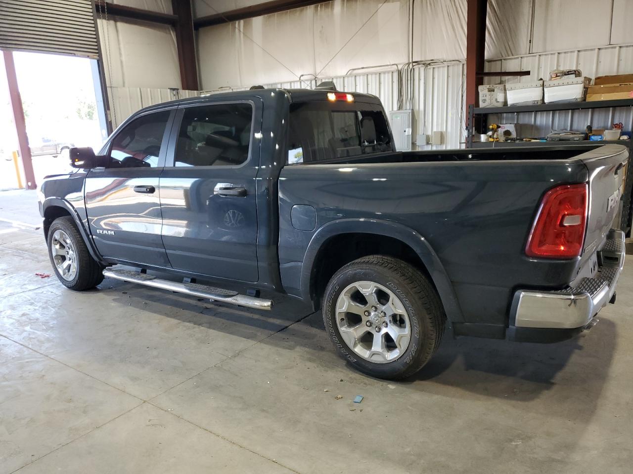 Ram 1500 Big Horn/lone Star Image 2