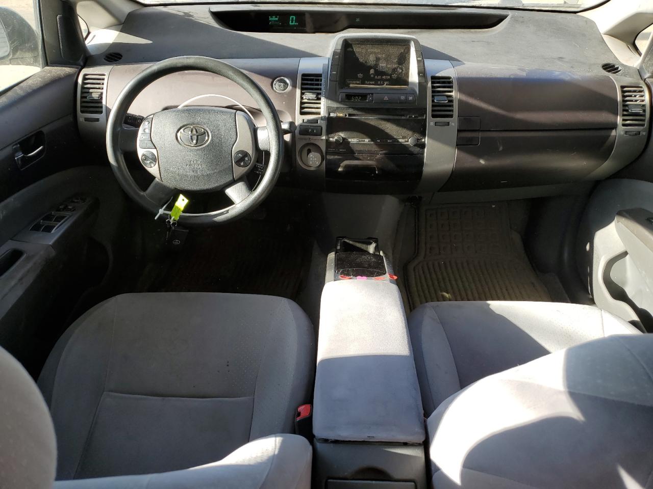 Toyota Prius Image 3