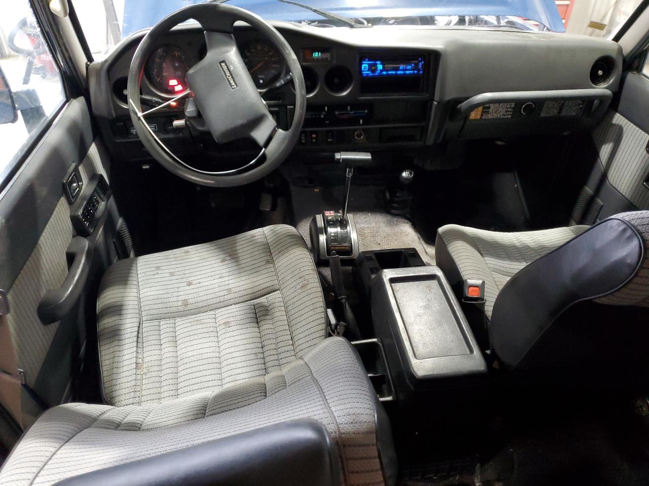 Toyota Land Cruis Fj62 Gx Image 6