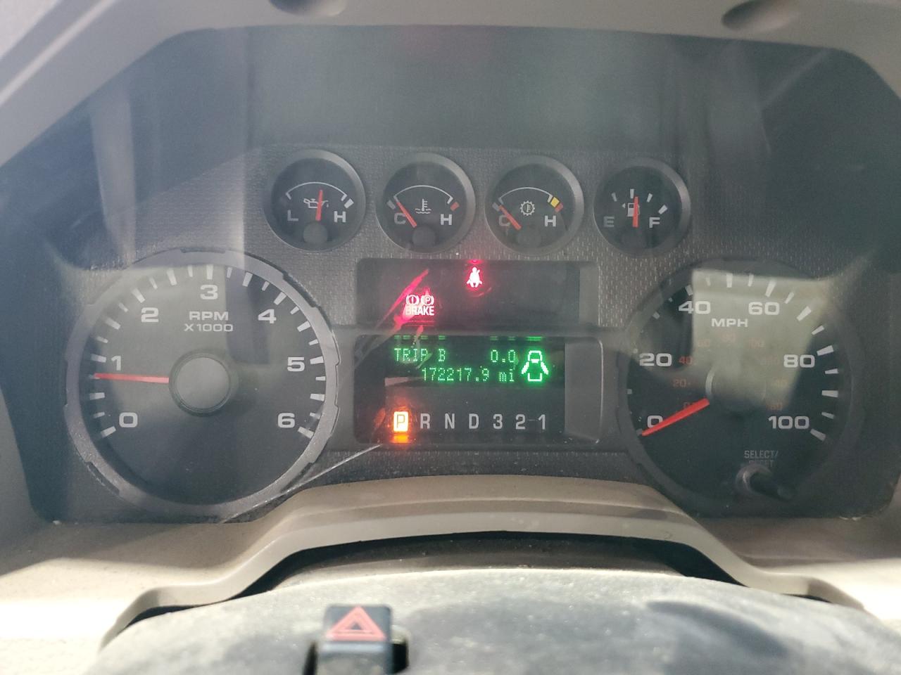 Ford F-350 Super Duty Image 9