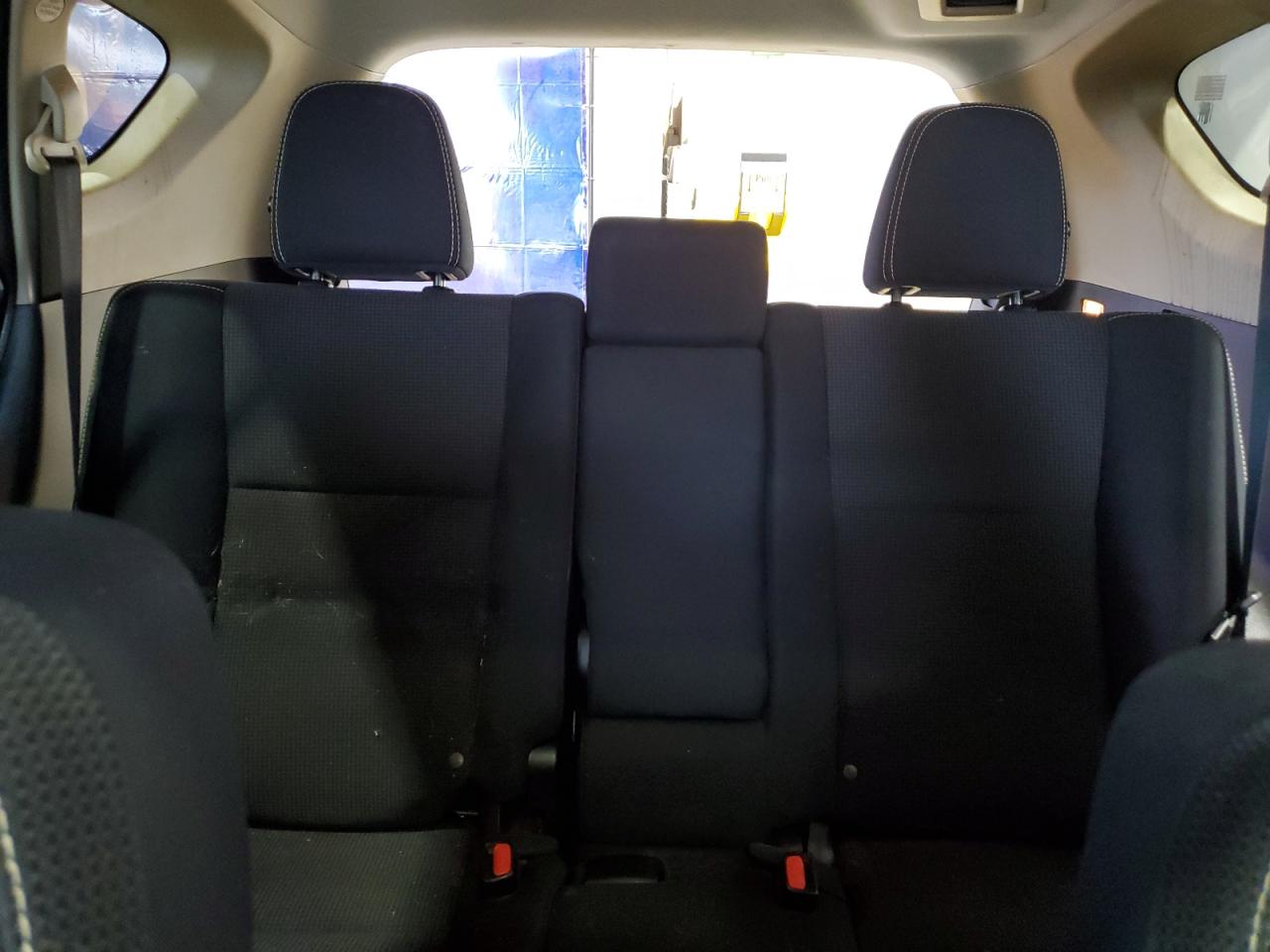 Toyota RAV4 Xle Image 10