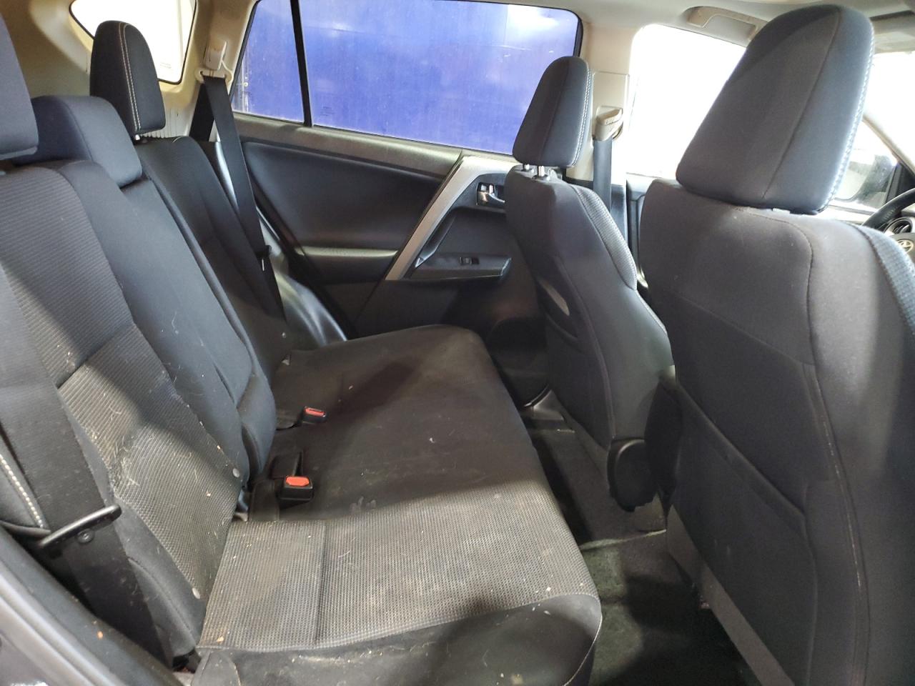 Toyota RAV4 Xle Image 13