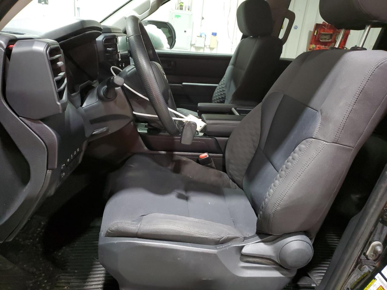 Toyota Tundra Crewmax Sr Image 12