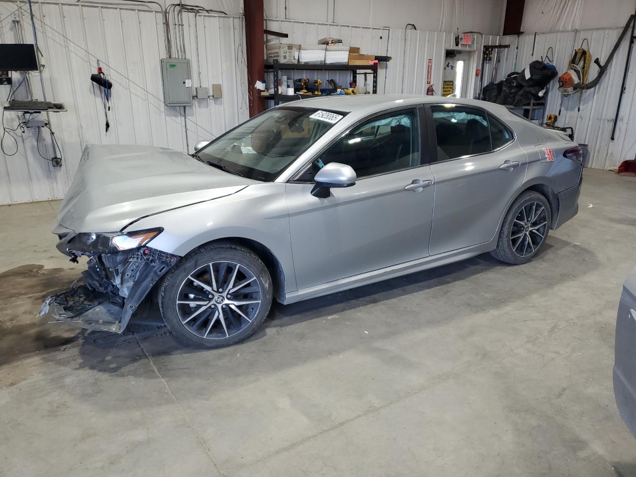 Toyota Camry Se Image 1