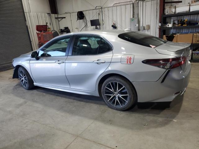 Toyota Camry Se Image 11