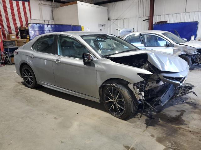 Toyota Camry Se Image 6