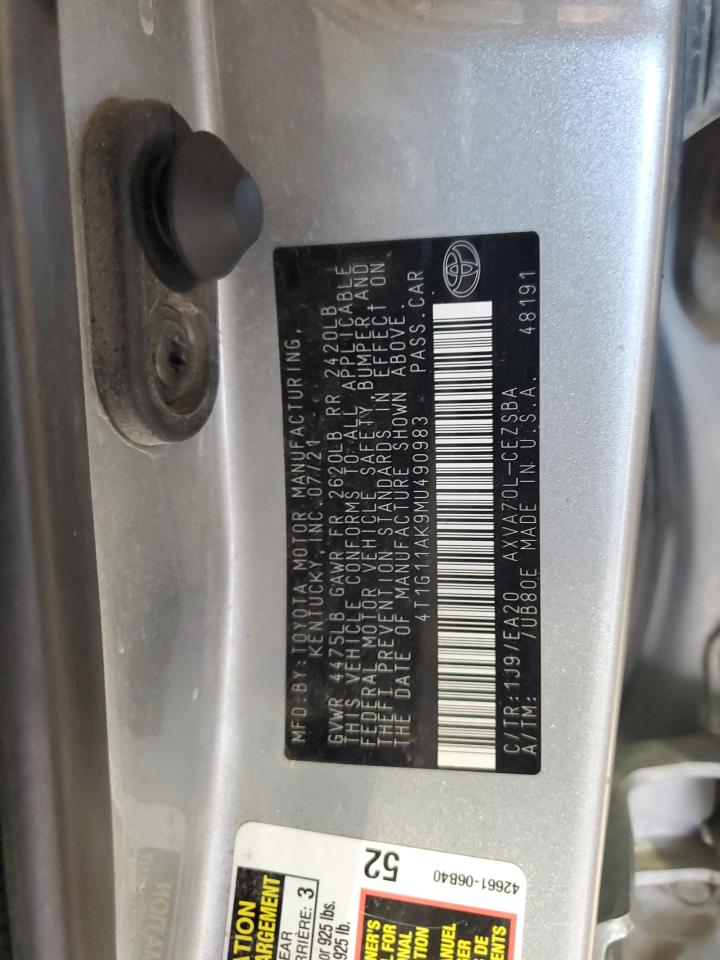 Toyota Camry Se Image 9