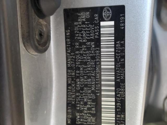 Toyota Camry Se Image 9