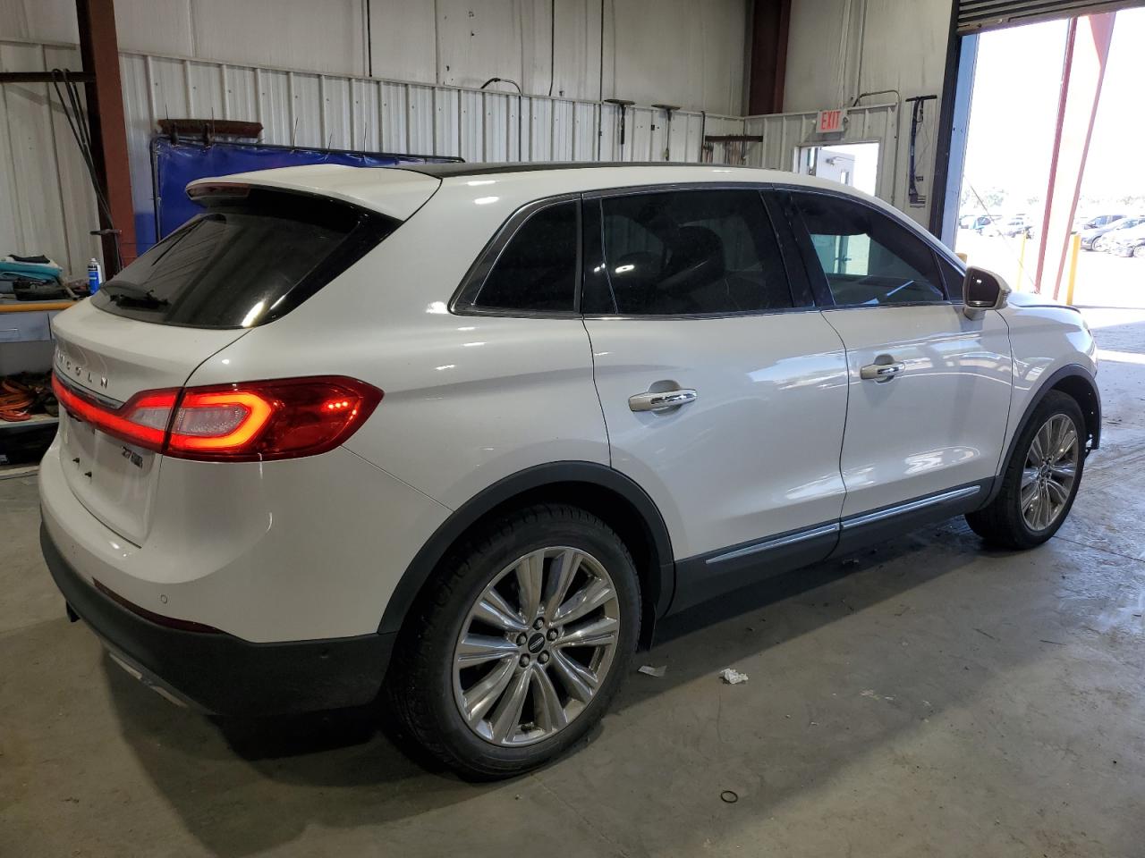 Lincoln MKX Reserve Image 11