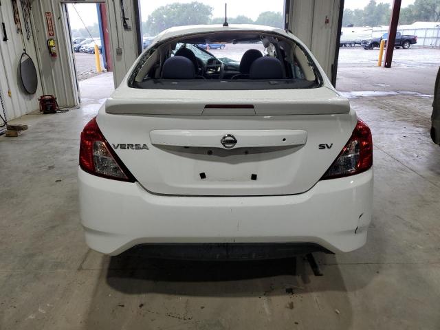 Nissan Versa S Image 11