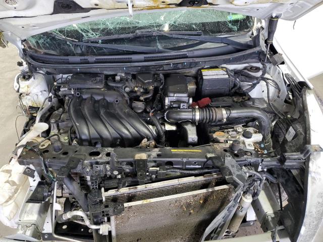 Nissan Versa S Image 5