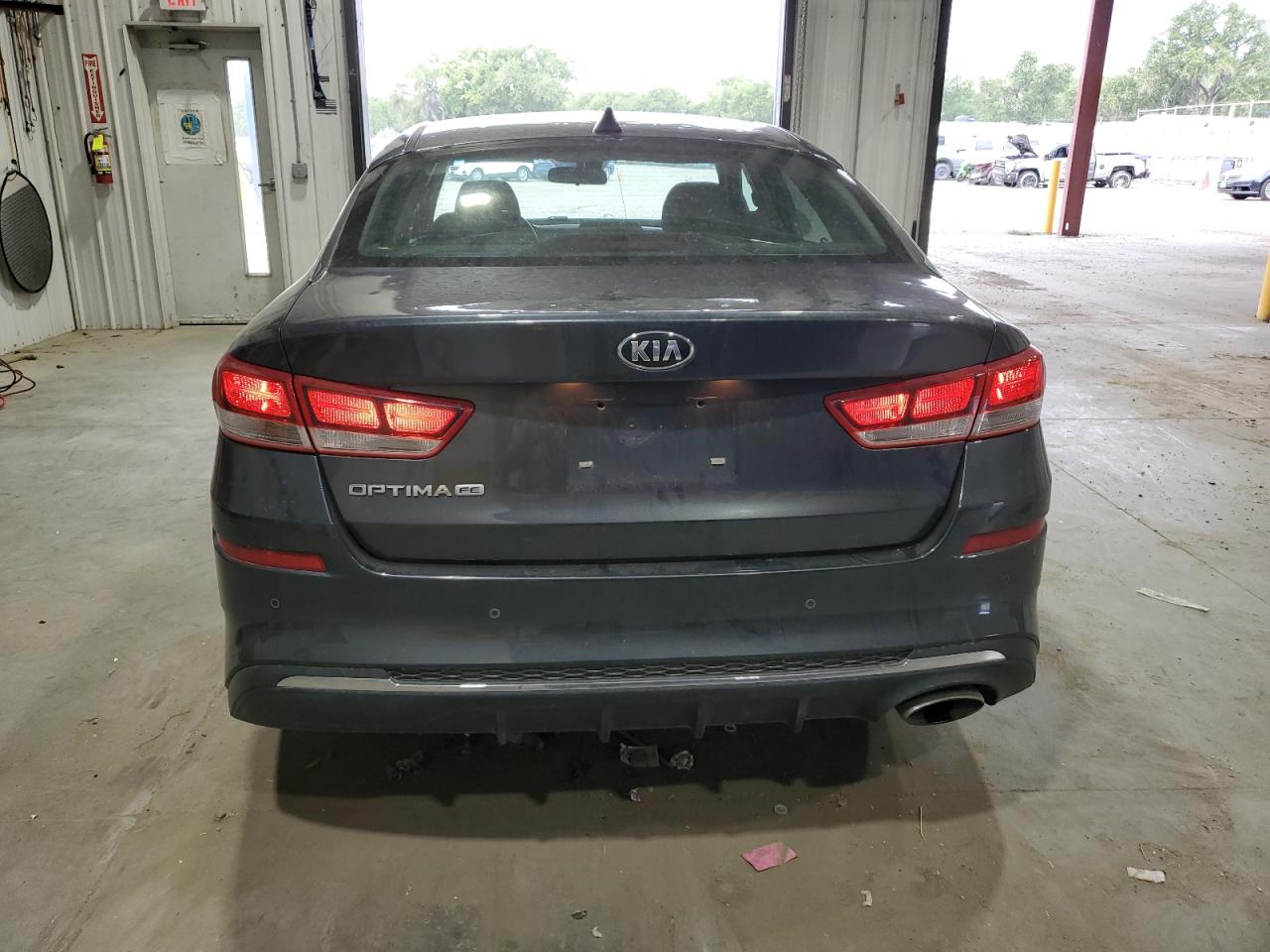 Kia Optima Lx Image 4