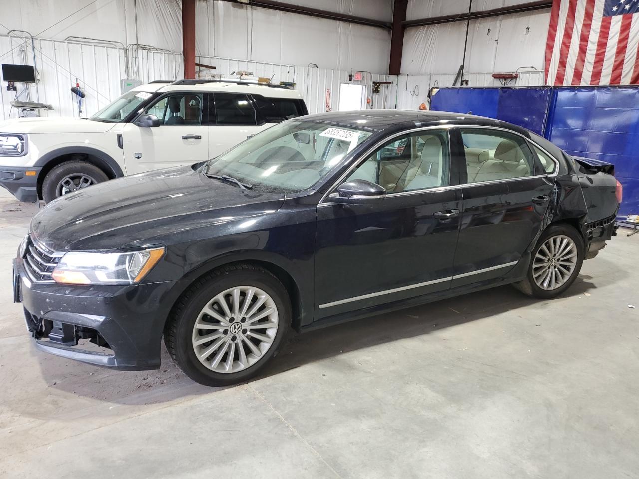 Volkswagen Passat Se Image 1