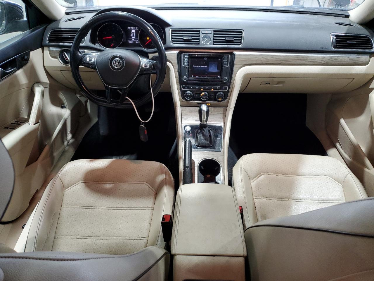 Volkswagen Passat Se Image 8