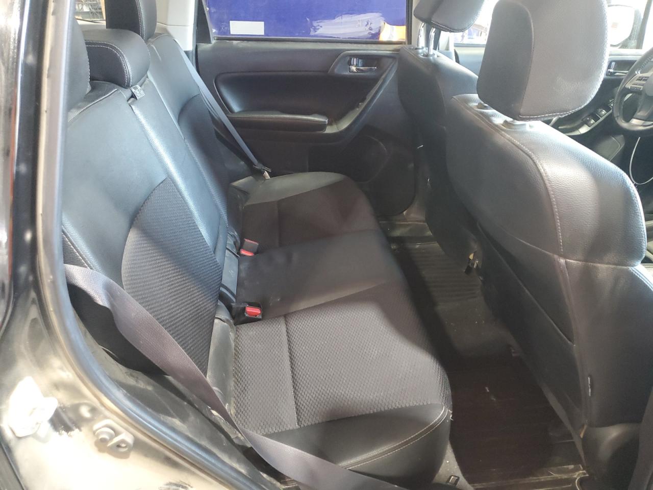 Subaru Forester 2.0xt Premium Image 12