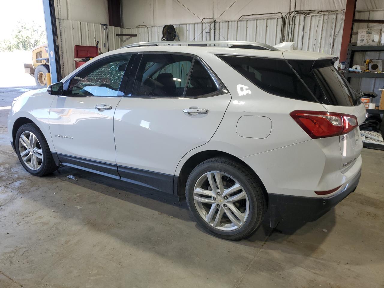 Chevrolet Equinox Premier Image 9