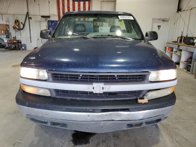 Chevrolet Silverado K1500 Image 3