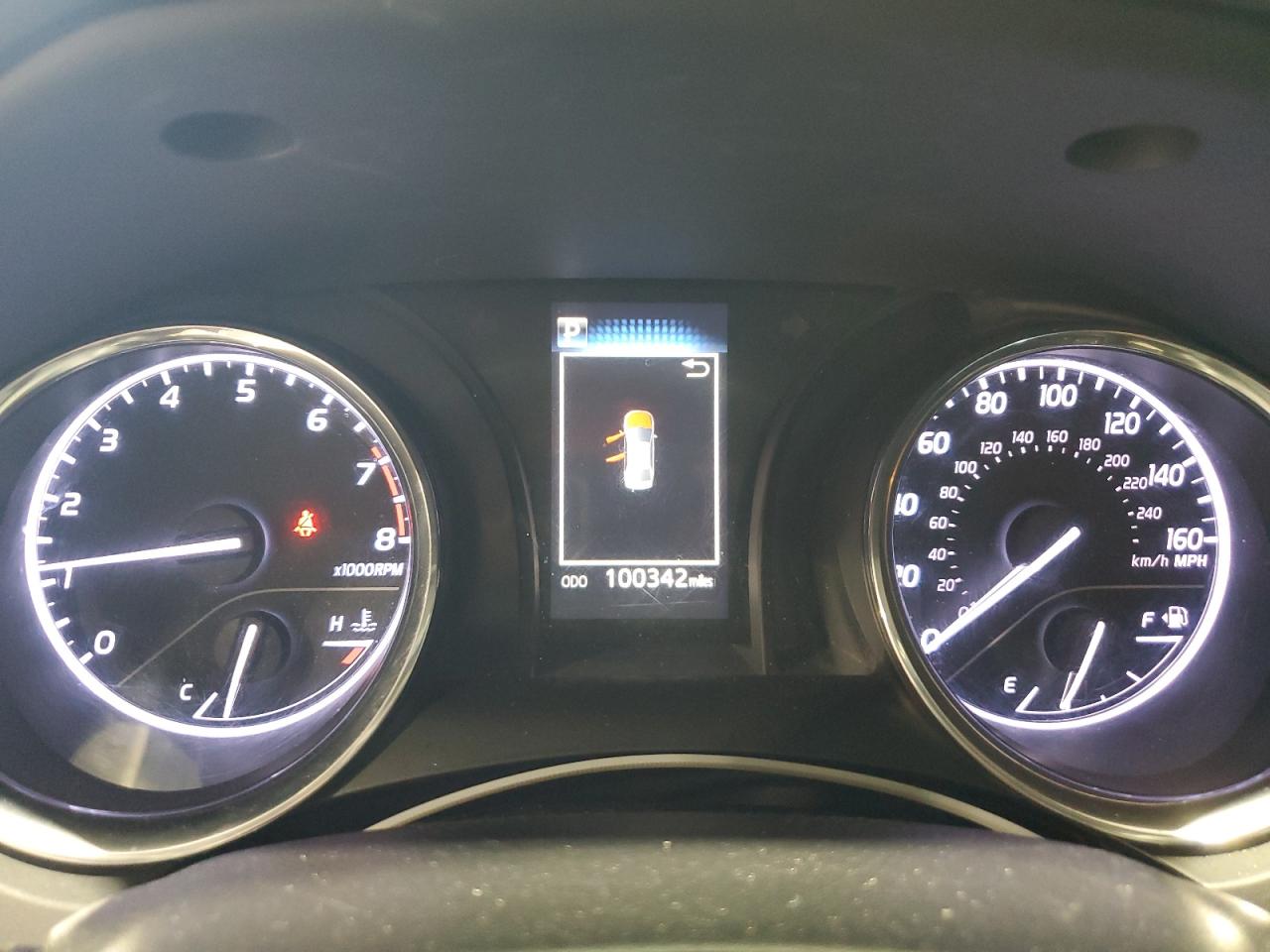 Toyota Camry L Image 10