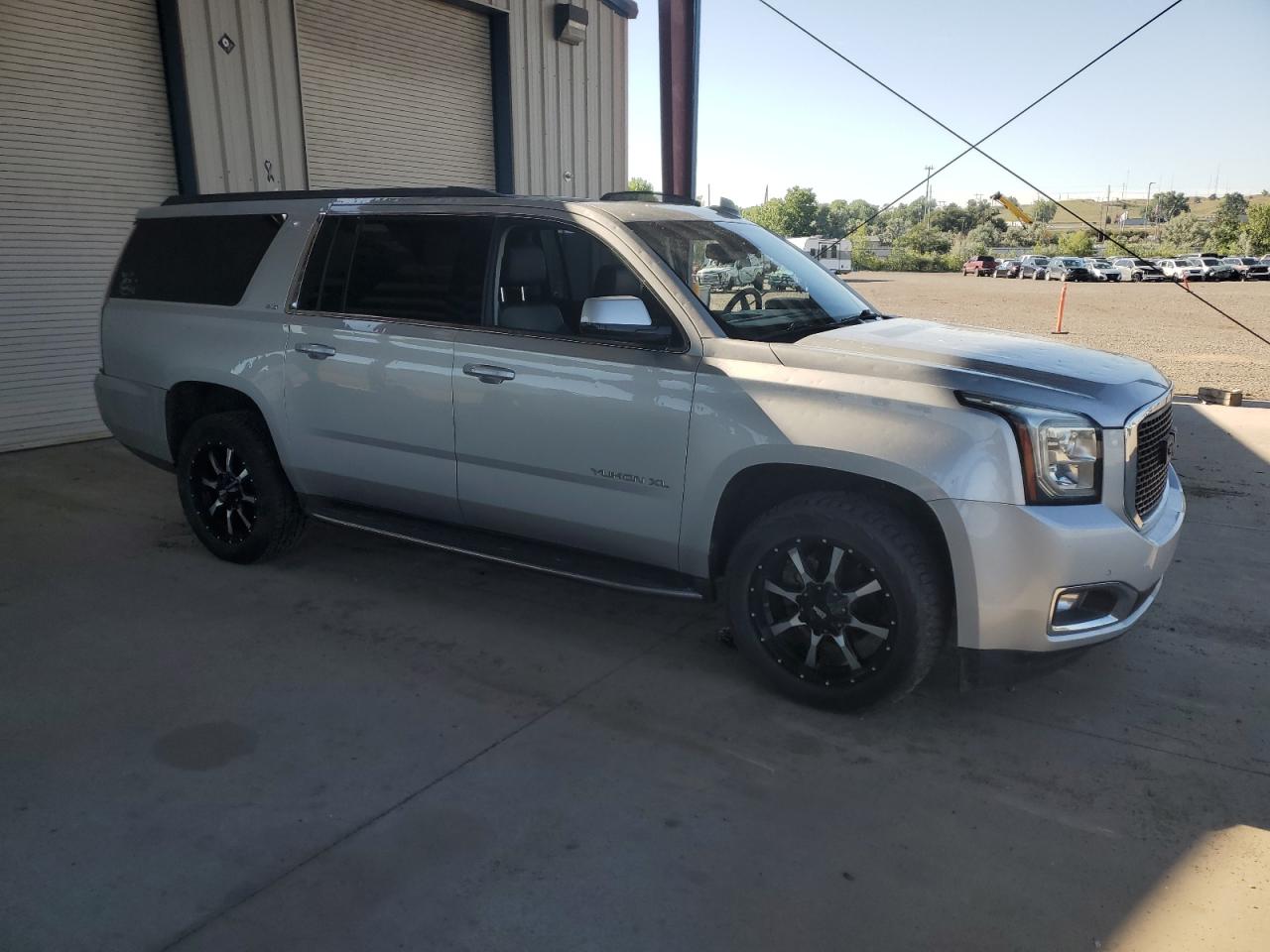 GMC Yukon K1500 Slt Image 11