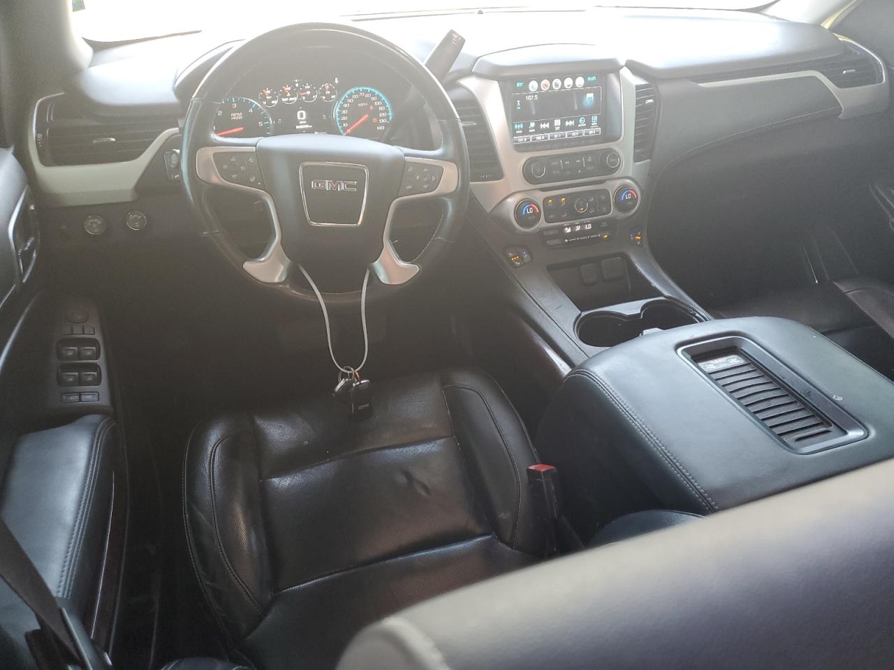 GMC Yukon K1500 Slt Image 5