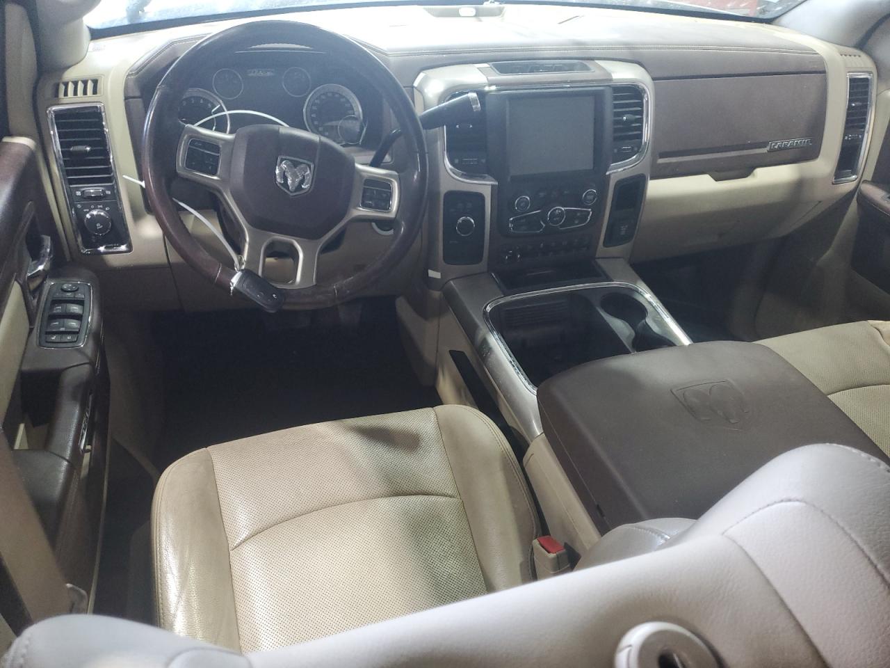 Ram 3500 Laramie Image 12