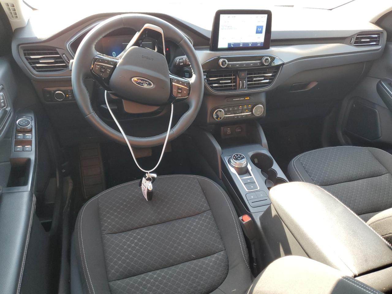 Ford Escape Active Image 4