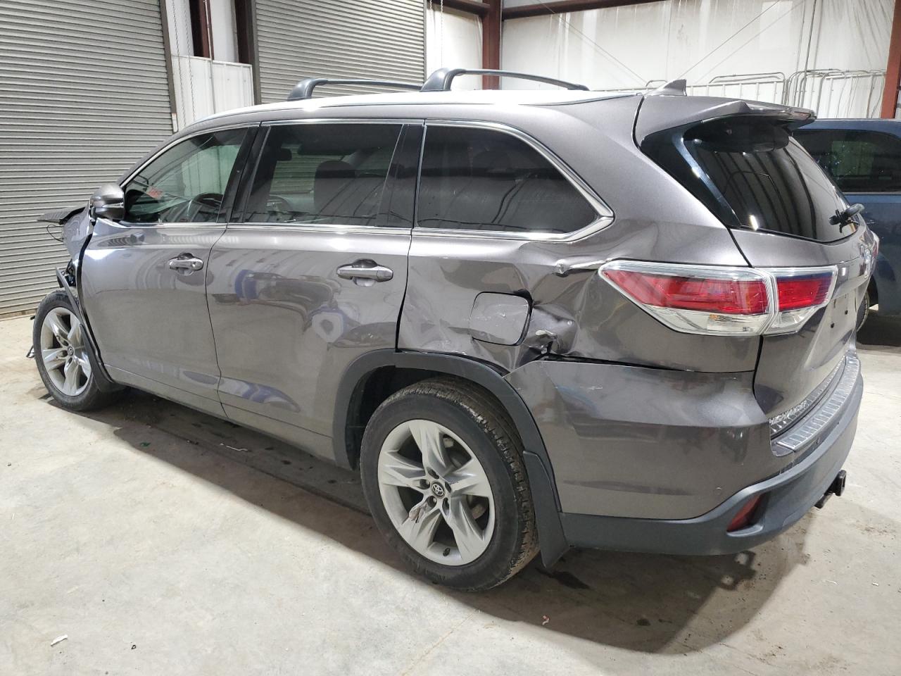 Toyota Highlander Limited Image 2