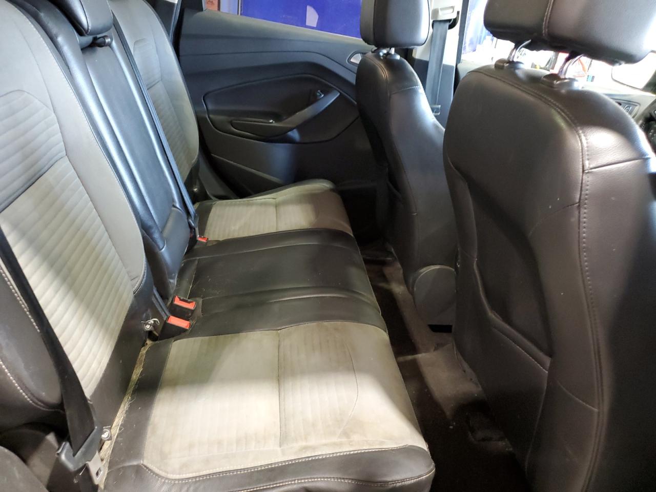 Ford Escape Se Image 11