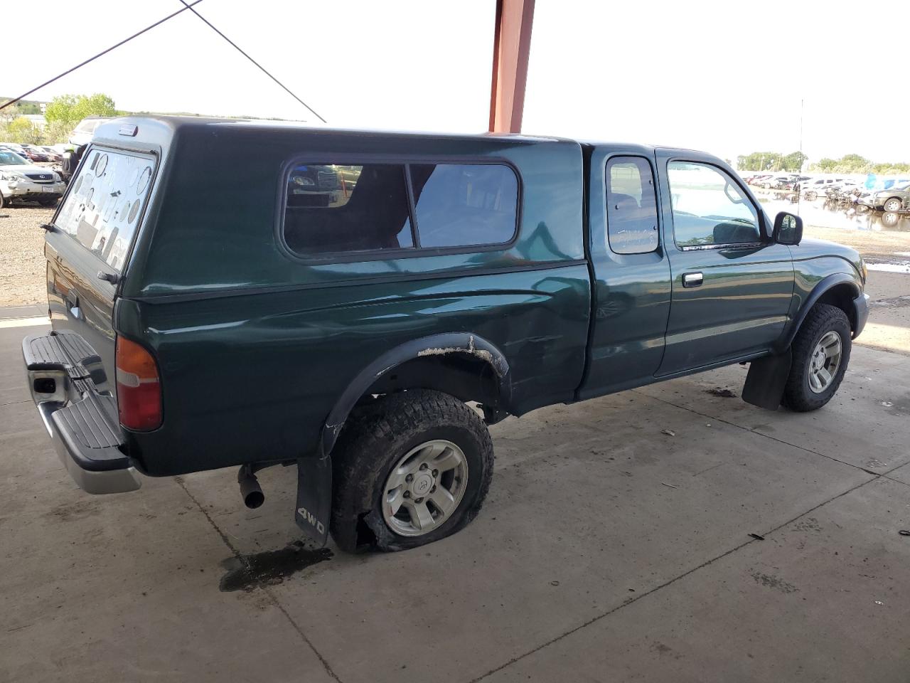 Toyota Tacoma Xtracab Image 12